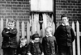 Phonse, Kevin, Tom, Noel and Leo Tobin at South Melbourne c. 1913